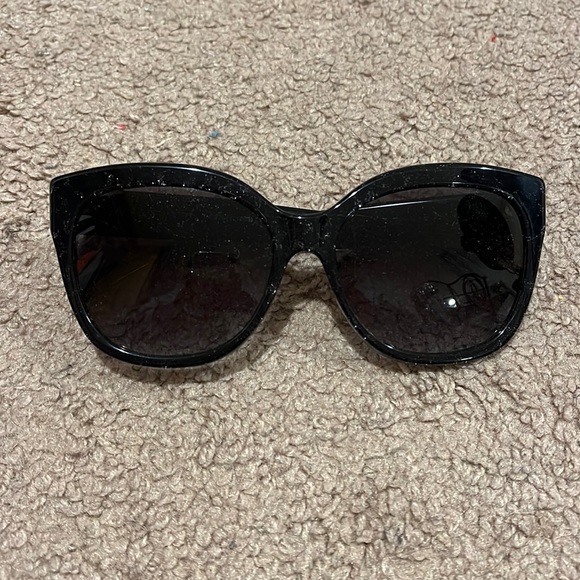 Coach Sunglasses - Picture 1 of 4